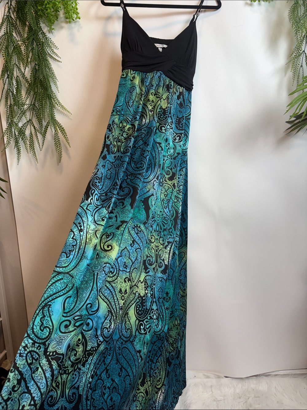 Speechless Black Bodice Teal & Green Paisley Maxi Dress